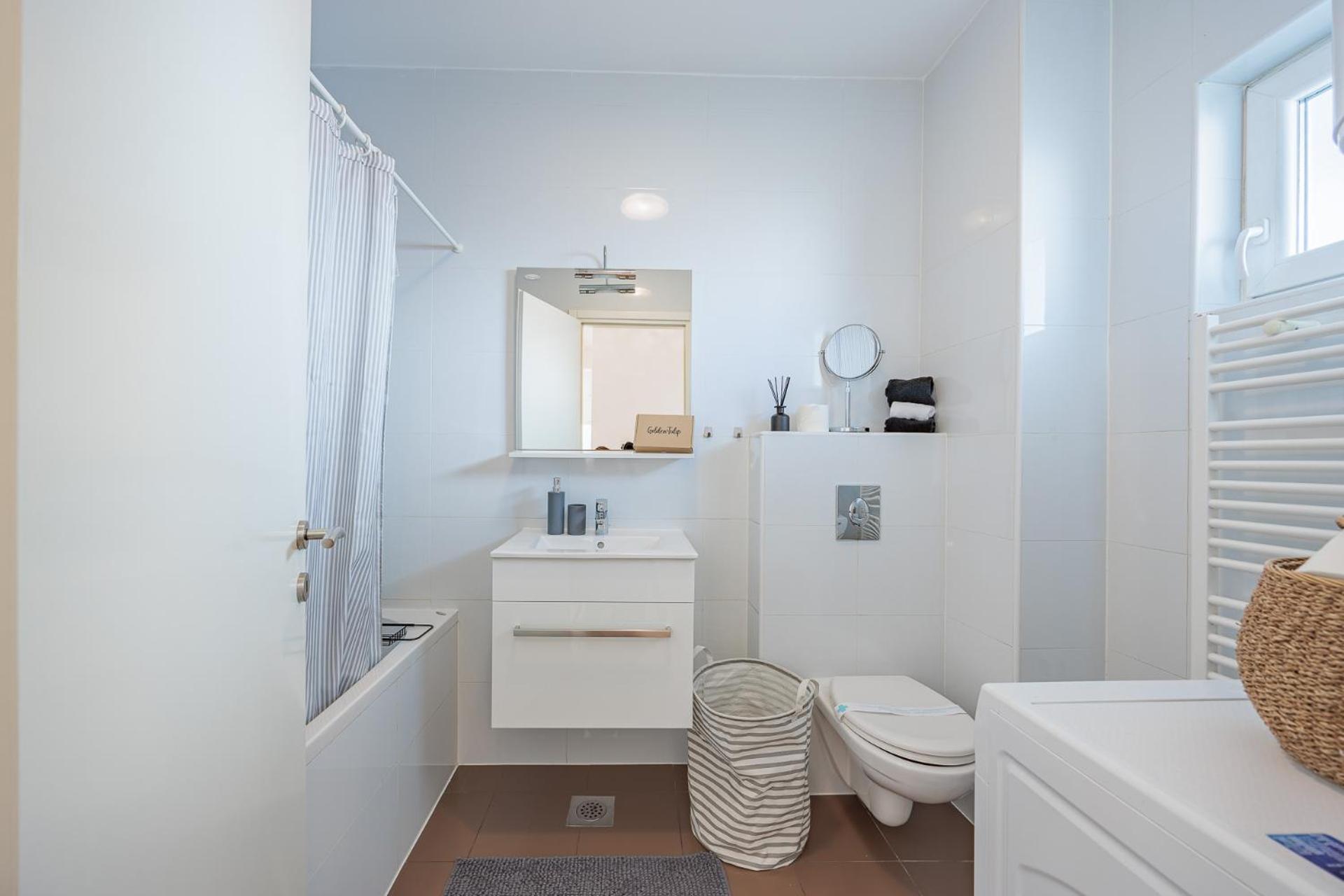 Golden Tulip Apartment